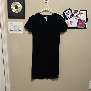 H&M Black Short Sleeve Mini Dress
